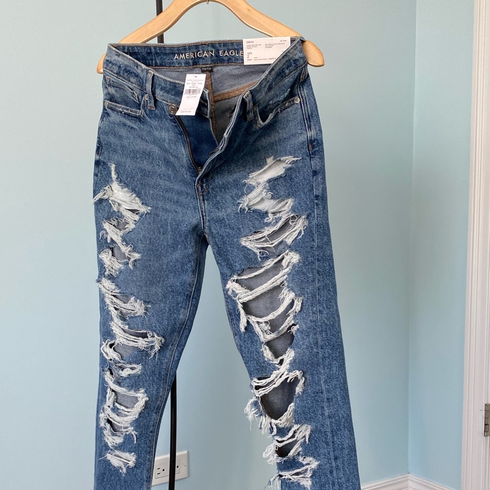 American Eagle Highest Rise Mom Jean